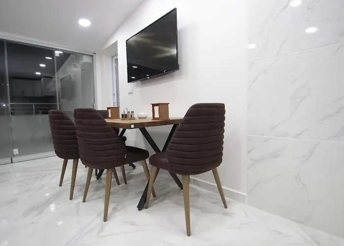 Avrasya Queen Hotel 3*