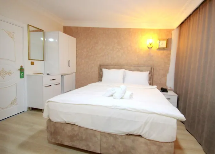 Avrasya Queen Hotel 3*