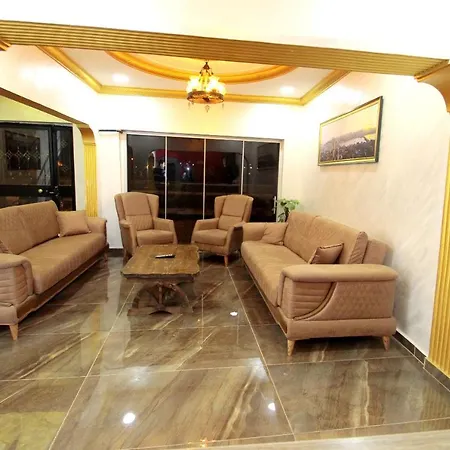 Avrasya Queen Hotel 3*
